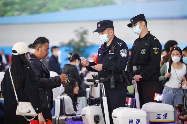 Policie ve východočínské provincii Ťiang-su | foto: Fotobanka Profimedia