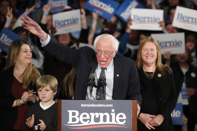 Bernie Sanders,  jeden z kandidátů Demokratické strany | foto: Pablo Martinez Monsivais,  ČTK/AP