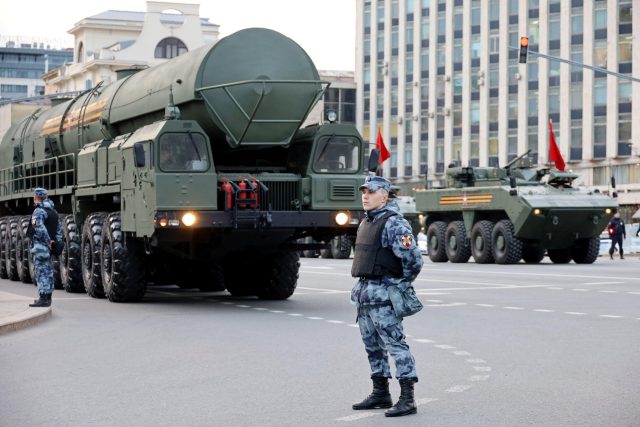 Ruské jaderné zbraně na přehlídce v Moskvě | foto: Fotobanka Profimedia