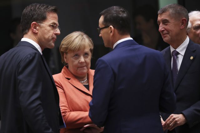 „Tak,  jako se při vyjednávání o evropském rozpočtu chová Andrej Babiš,  by se choval kterýkoli jiný český premiér – evropské dotace a zemědělství. To není žádná babišovina, “ míní novinář Ondřej Houska | foto: Francisco Seco,  ČTK/AP