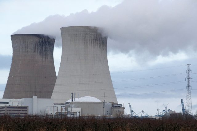 Jaderná elektrárna Doel v Belgii | foto: Reuters