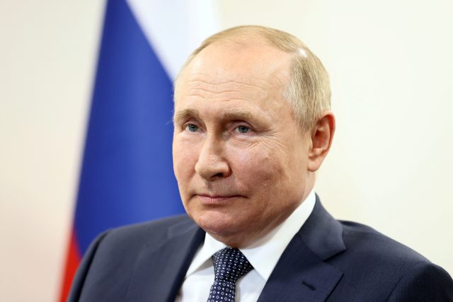 Veškeré západní odhady a prognózy se ale na druhé straně shodují na jednom: čistě politicky na podstatě Putinova režimu žádné sankce nic nezmění | foto: Reuters