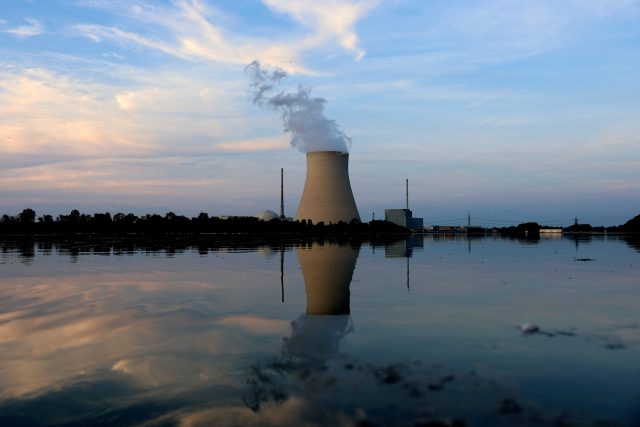 Jaderná elektrárna | foto: Reuters