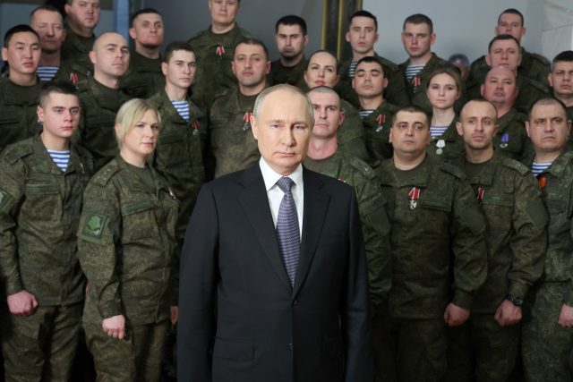 Vladimir Putin přednesl svůj novoroční projev z velitelství Jižního vojenského okruhu v Rostovu na Donu | foto: Sputnik/Mikhail Klimentyev/Kremlin,  Reuters