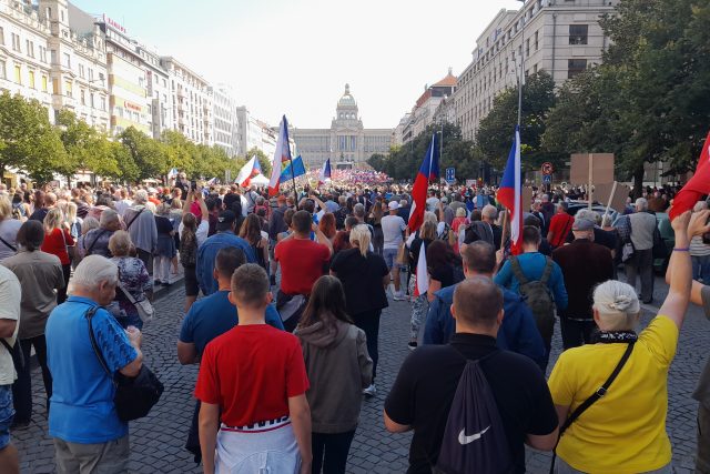 Demonstrace na Václavském náměstí proti vládě Petra Fialy | foto: Jana Stuláková,  Český rozhlas