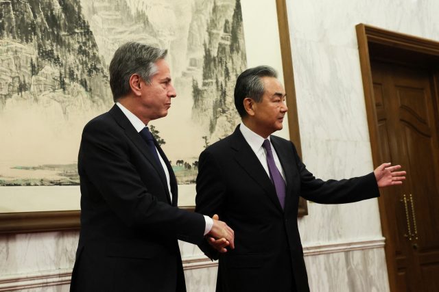 Americký ministr zahraničí Antony Blinken s Wangem I | foto: Leah Millis,  Reuters