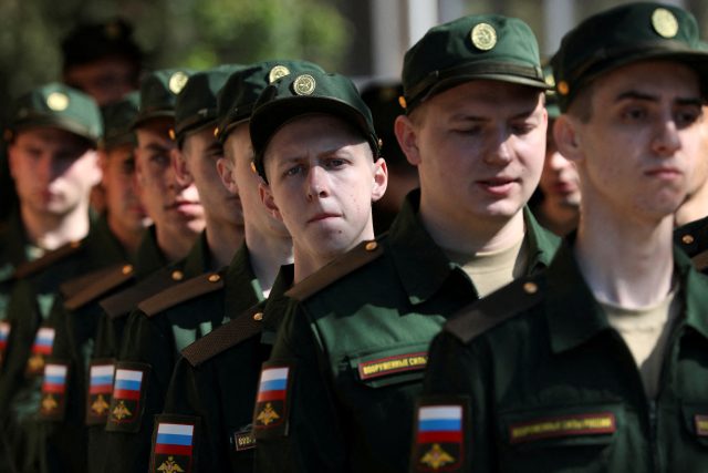 ruští vojáci  (ilustrační foto) | foto: Reuters