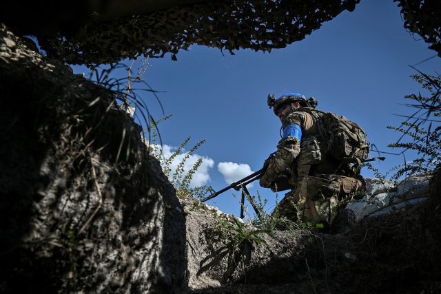 Ukrajinská armáda dosud pravidelně od Bachmutu hlásila malé postupy svých vojsk  (ilustrační foto) | foto: Reuters