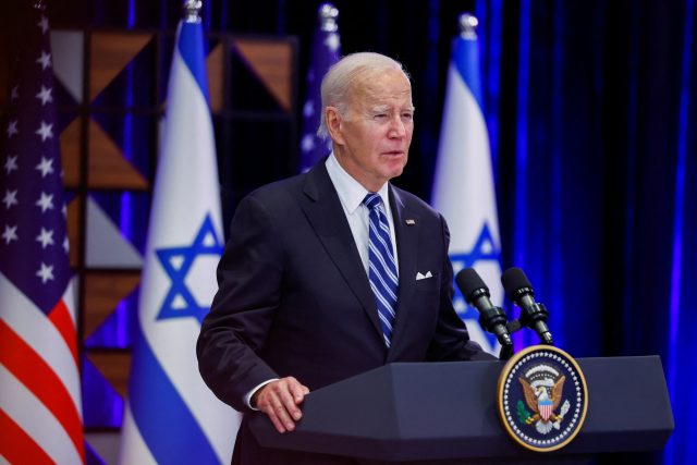 Americký prezident Joe Biden při návštěvě Izraele během probíhajícího konfliktu mezi Izraelem a Hamásem | foto: Evelyn Hockstein,  Reuters