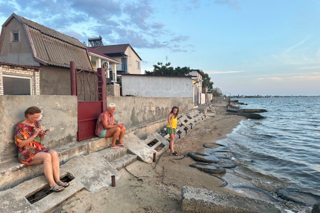 Angelina pobývá s rodinou ve víkendovém přímořském domě u Černého moře | foto: Martin Dorazín,  Radiožurnál