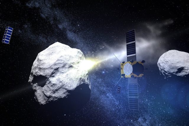 Kolem asteroidu Didymos,  který má několik stovek metrů,  obíhá menší měsíc | foto: NASA/ESA
