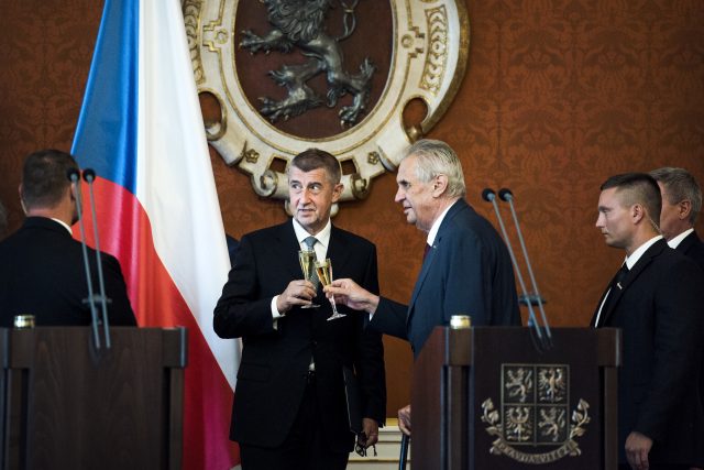 Andrej Babiš a Miloš Zeman | foto: Michaela Danelová,  iRozhlas