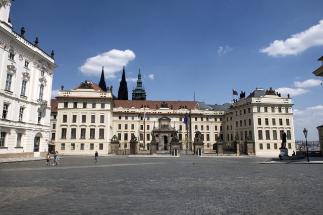 Pražský hrad uzavřený veřejnosti | foto: Michaela Danelová,  iROZHLAS.cz