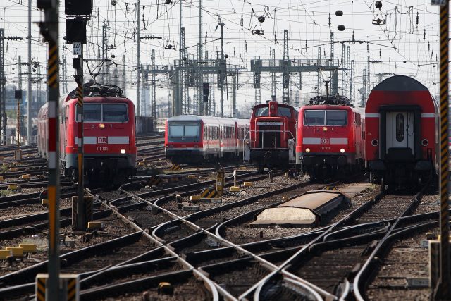 Vlaky jako ekologičtější doprava. | foto: Profimedia