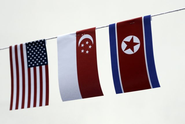 Singapur se připravuje na úterní summit USA a KLDR. | foto: Wong Maye-E,  AP/ČTK