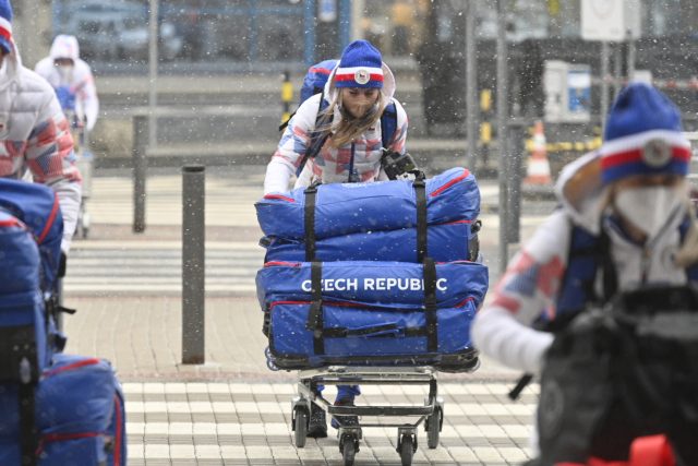 Česká olympijská výprava na cestě na letiště | foto: Michal Kamaryt,  ČTK