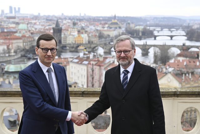 Český premiér Petr Fiala a polský premiér Mateusz Morawiecki | foto: Michal Kamaryt,  ČTK