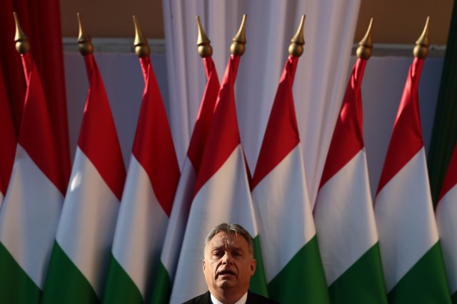 Podle novináře Beršidského teď hrozí,  že Orbánův Fidesz bude z Evropské lidové strany skutečně vyloučen. To by ale jen posílilo spolupráci protipřistěhovaleckých stran | foto: Profimedia