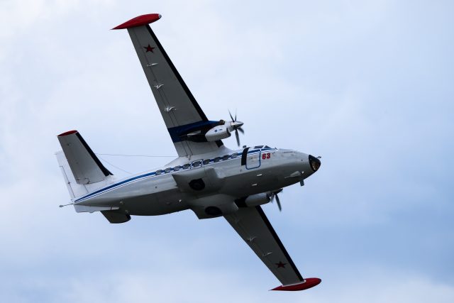 Letadlo L-410,  které do Ruska roky dodávala česká firma Aircraft Industries | foto: Marina Lystseva/TASS,  Profimedia