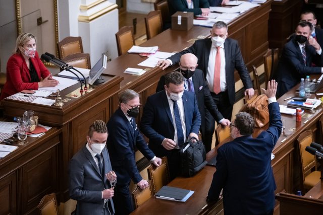 Jednání o důvěře vládě v Poslanecké sněmovně ČR. | foto: René Volfík,  iROZHLAS.cz