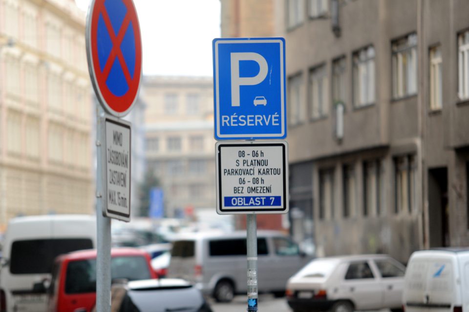 Parkovací zóny v Praze | foto: Filip Jandourek