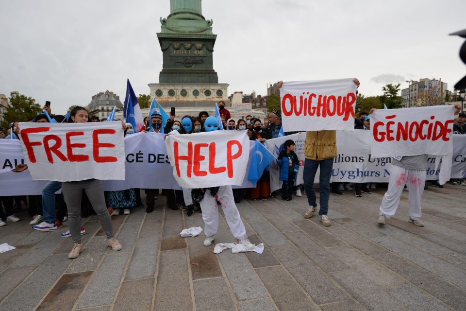 Demonstrace proti ujgurské genocidě  (Paříž) | foto: Profimedia