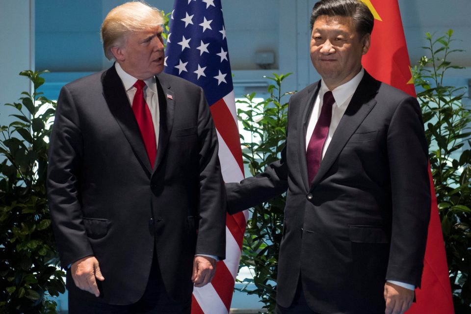 Americký prezident Donald Trump a jeho čínský protějšek Si Ťin-pching | foto: Reuters,  Reuters