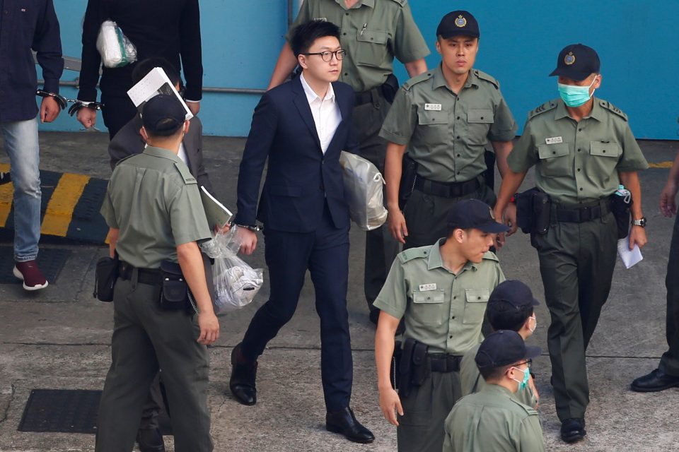 Hongkongský soud v pondělí poslal na šest let do vězení bývalého předního prodemokratického aktivistu Edwarda Leunga.  | foto: Reuters