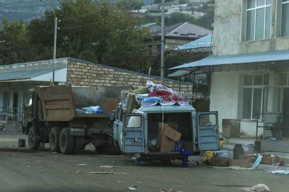 „Město je zcela vylidněné, “ popsal šéf mise Mezinárodního výboru Červeného kříže Marco Succi | foto: Aziz Karimov,  Reuters