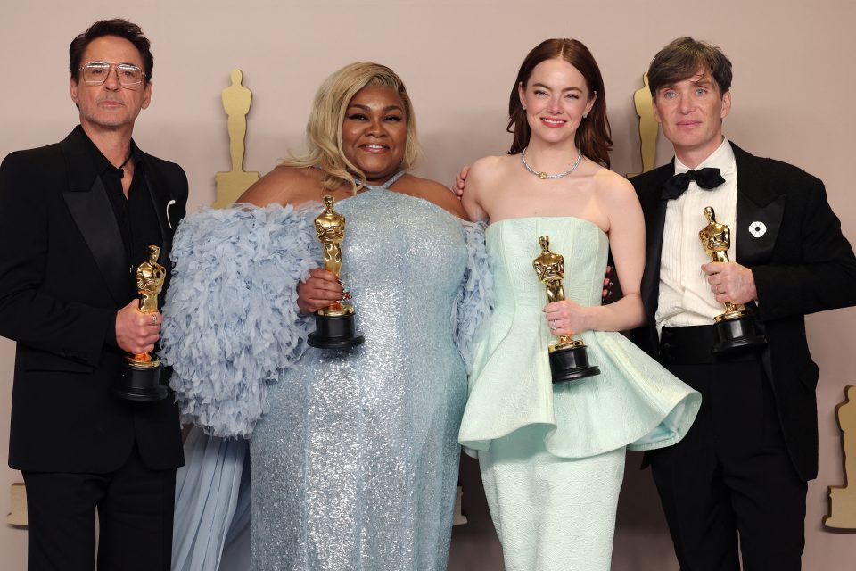 Vítězové hereckých kategorií:  (zleva) Robert Downey Jr.,  Da’Vine Joy Randolph,  Emma Stone a Cillian Murphy | foto: Carlos Barria,  Reuters