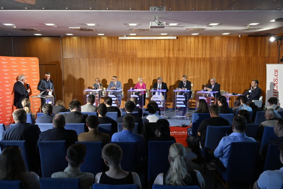 Superdebata před volbami do Evropského parlamentu | foto: Khalil Baalbaki,  Český rozhlas