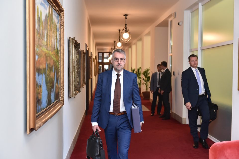 Ministr vnitra v demisi Lubomír Metnar  (za hnutí ANO). | foto: Úřad vlády