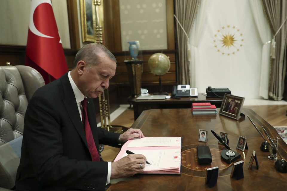 Erdogan složil přísahu na další funkční období. | foto: AP,  ČTK