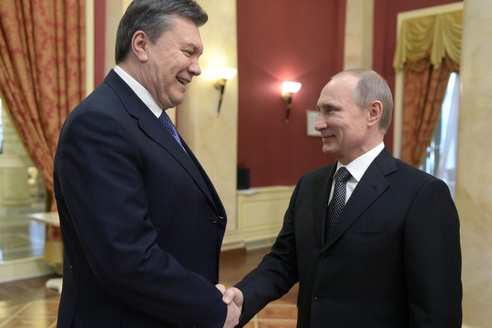 Prezidenti Viktor Janukovyč a Vladimir Putin při setkání v únoru 2014 | foto: Profimedia
