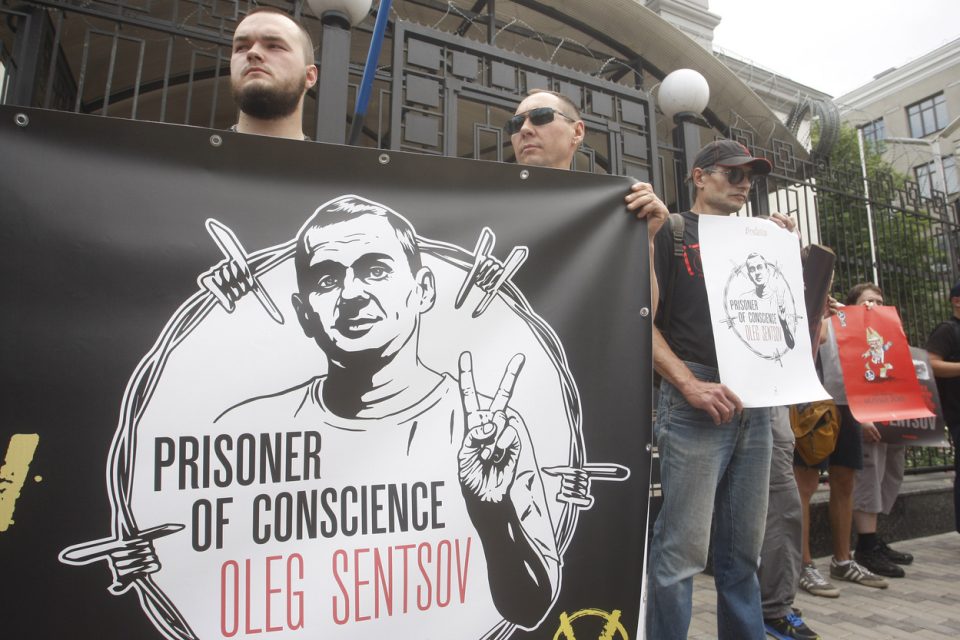 Demonstrace za propuštění Olega Sencova,  známého filmového režiséra,  jehož ruská justice na základě vykonstruovaného obvinění z terorismu poslala na 20 let za mříže. Kyjev,  13. června 2018. | foto: Fotobanka Profimedia