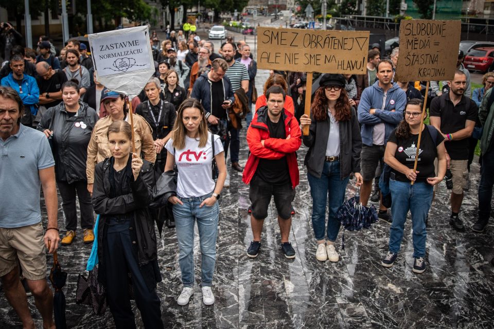 Stávka zaměstnanců RTVS v Bratislavě | foto: Jozef Jakubčo,  SME,  Profimedia