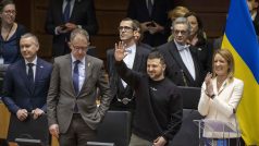 Ukrajinský prezident Volodmyr Zelenskyj v evropském parlamentu v Bruselu