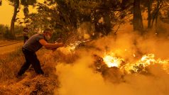 Řecko trápí lesní požáry každý rok, ty letošní jsou ale bezprecedentní