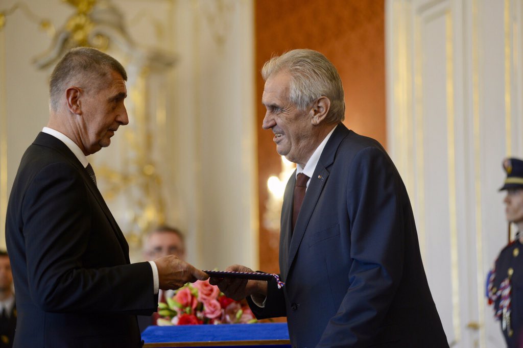 Prezident Miloš Zeman jmenoval ve středu předsedou vlády Andreje Babiše