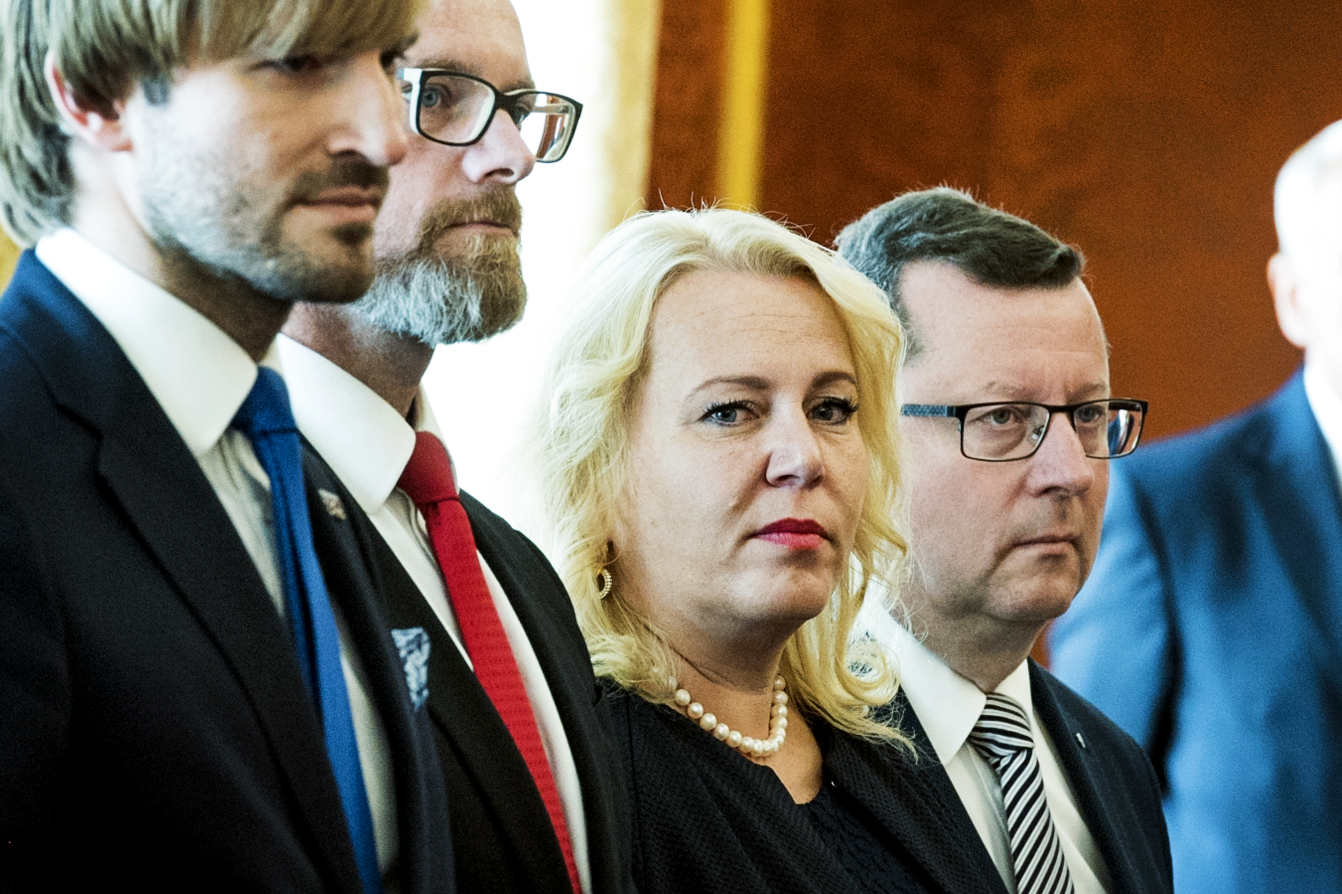 Adam Vojtěch, Robert Plaga, Klára Dostálová a Antonín Staněk během jmenování vlády.